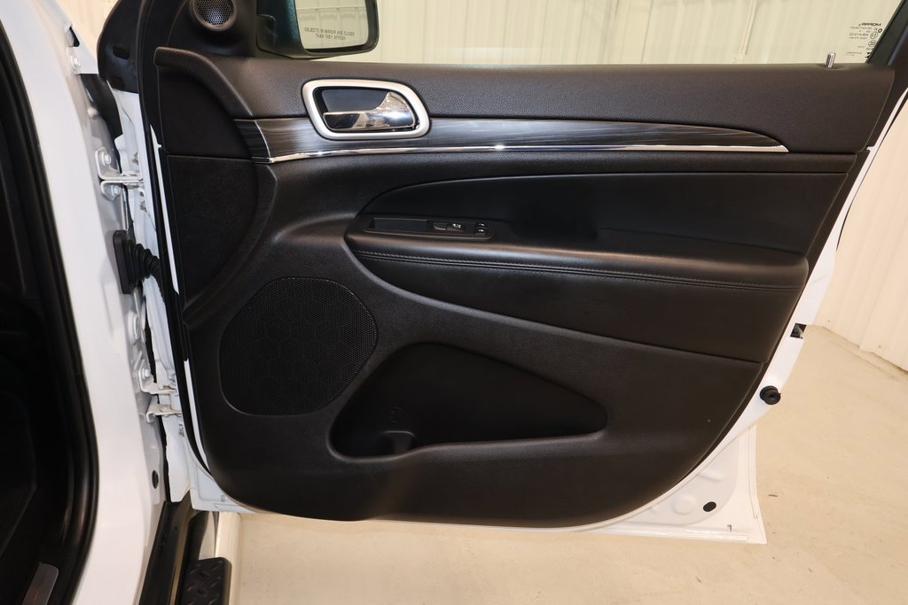 Used 2020 Jeep Grand Cherokee Limited image 20