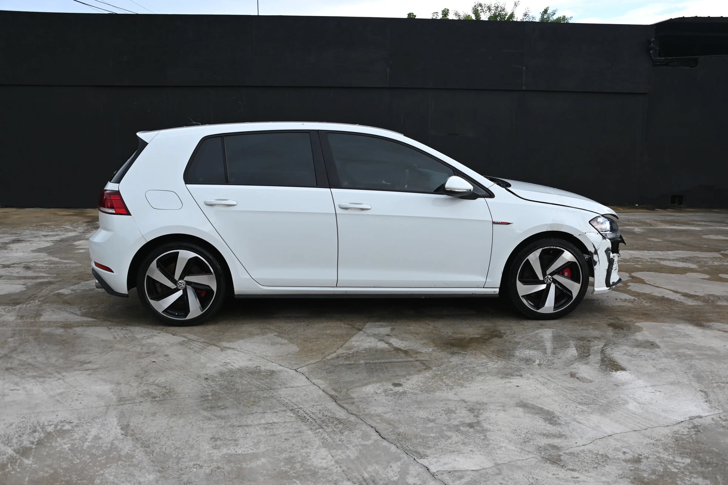 Used 2020 Volkswagen GTI S FWD image 7