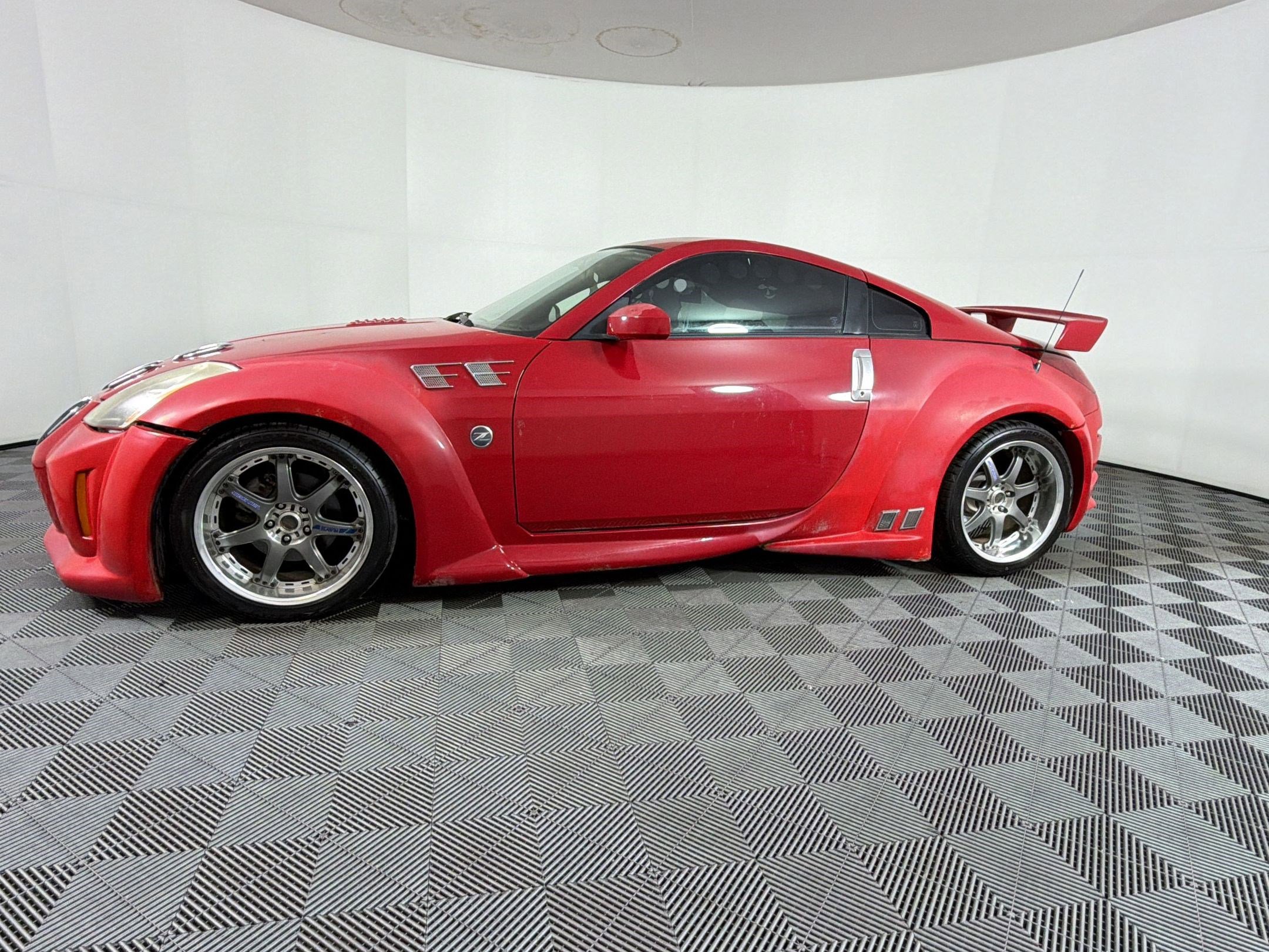 Used 2003 Nissan 350Z Enthusiast RWD image 16