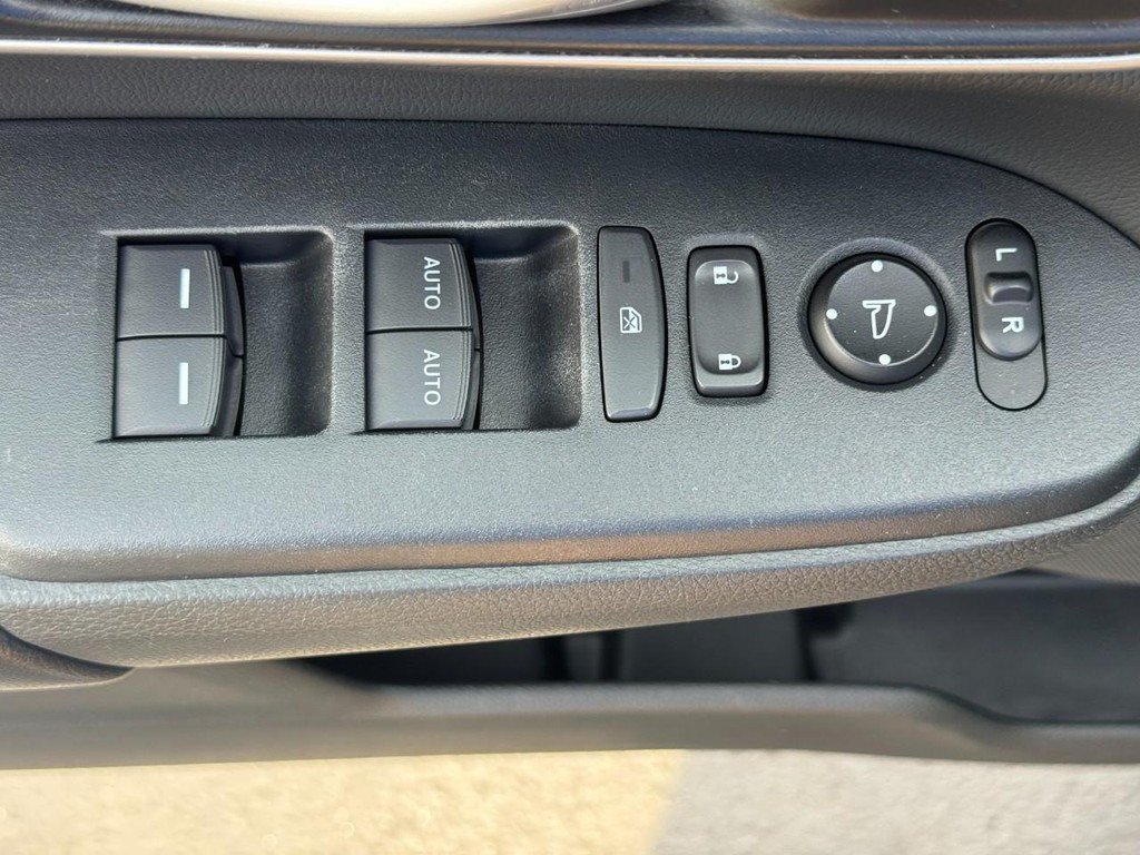 Used 2022 Honda CR-V EX-L image 19