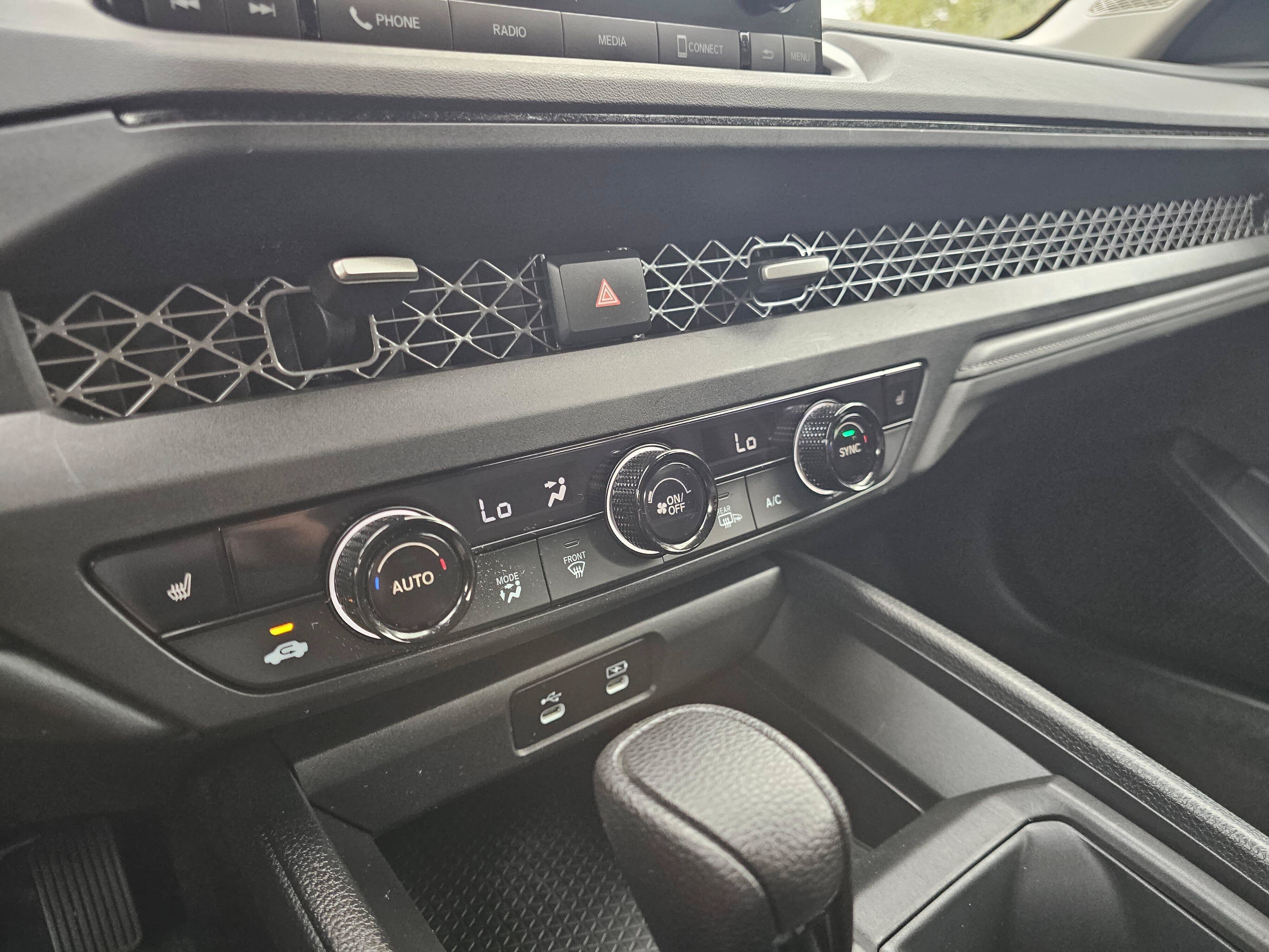 Used 2023 Honda Accord EX image 28