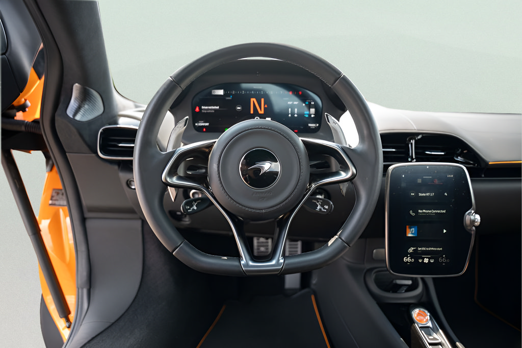 Used 2025 McLaren Artura Spider RWD image 38