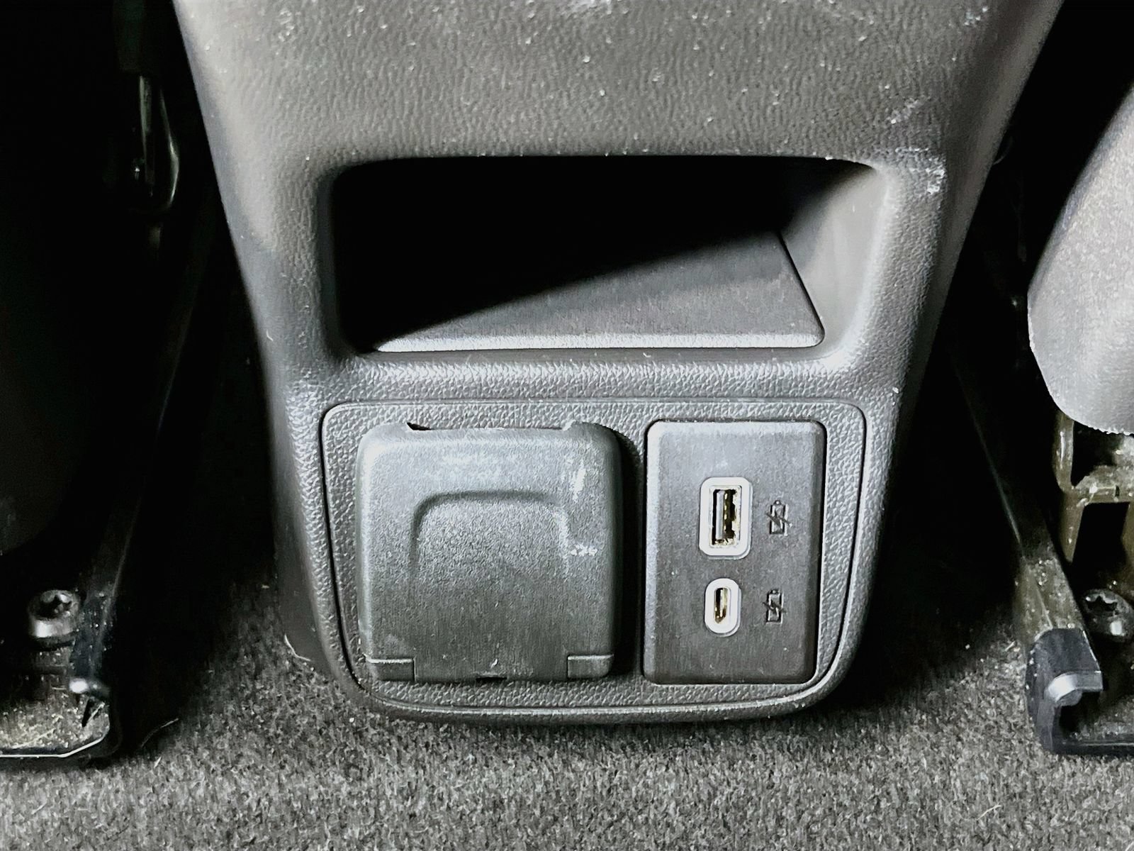 Used 2021 Chevrolet TrailBlazer ACTIV w/ Sun and Liftgate Package FWD image 34