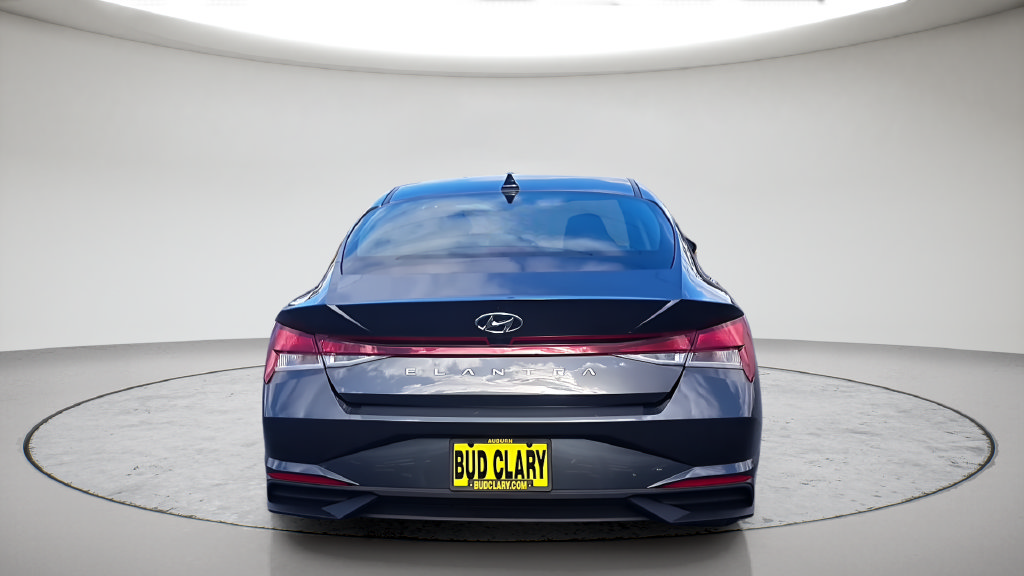 Used 2023 Hyundai Elantra SEL FWD image 9