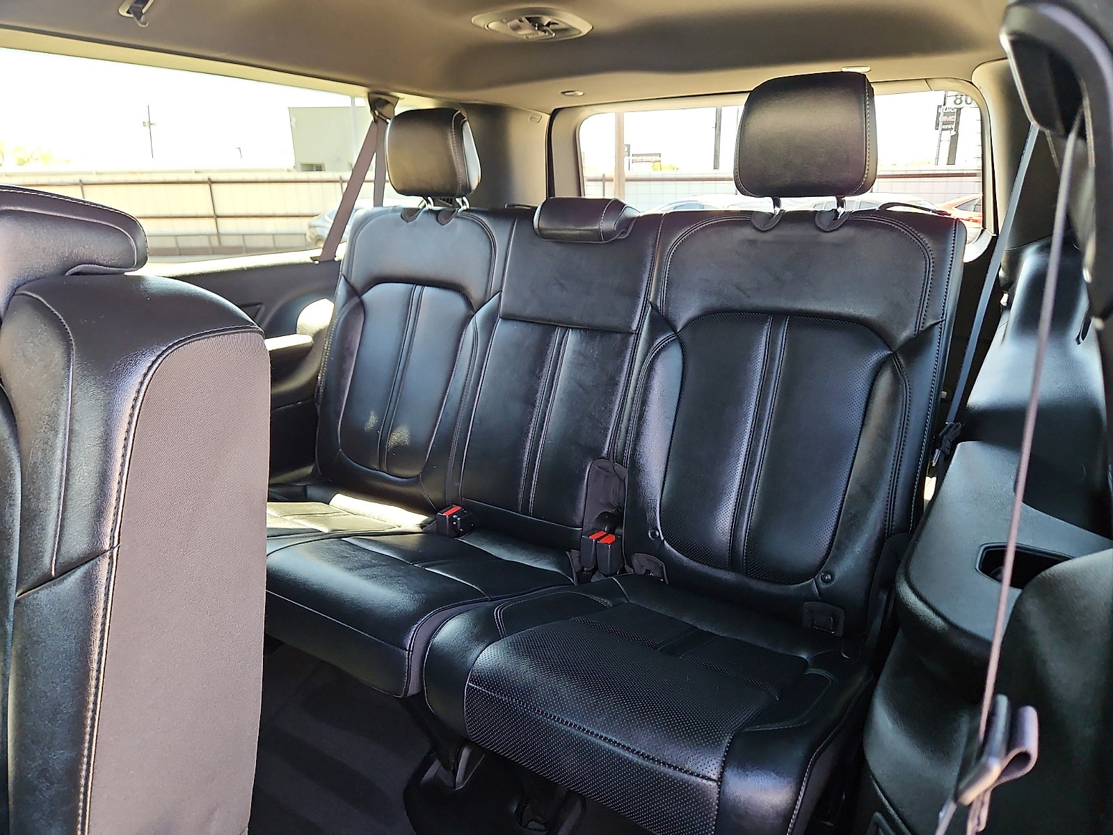 Used 2024 Jeep Wagoneer L Series II w/ Flexible Seating Group image 9