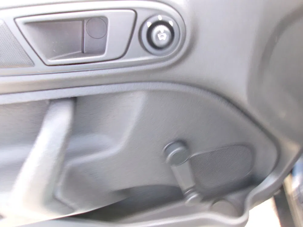 Used 2018 Ford Fiesta S FWD image 13