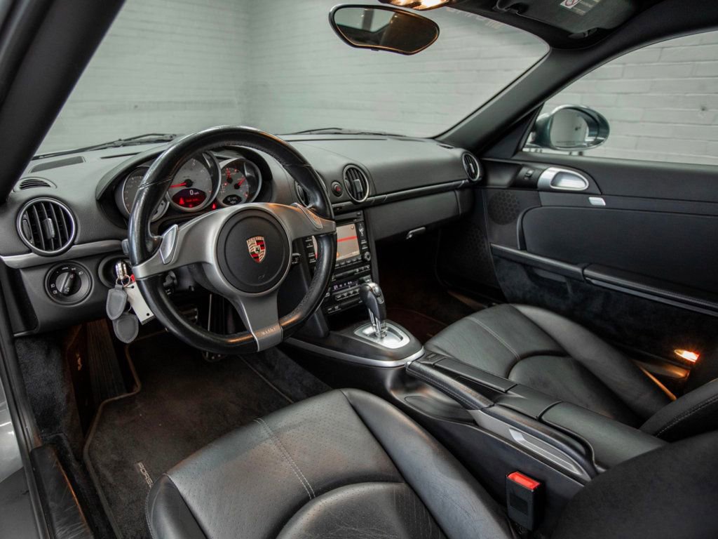 Used 2010 Porsche Cayman S image 18