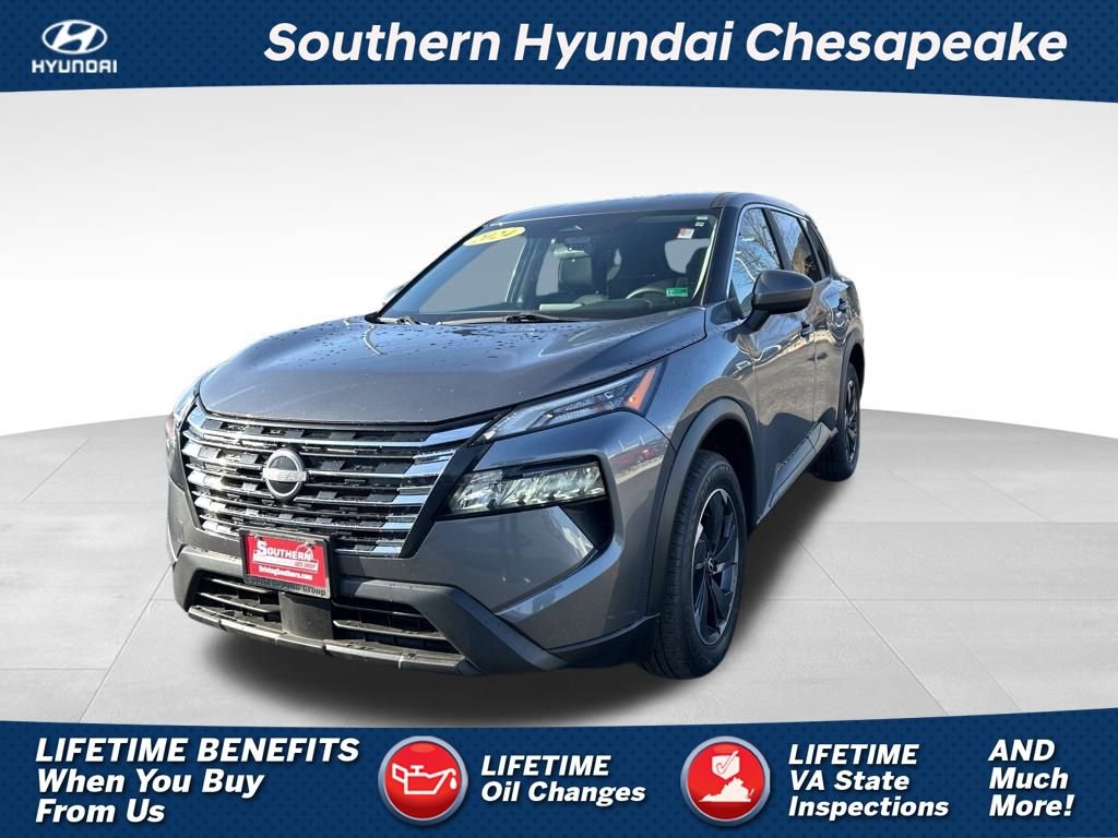 Used 2024 Nissan Rogue SV image 1