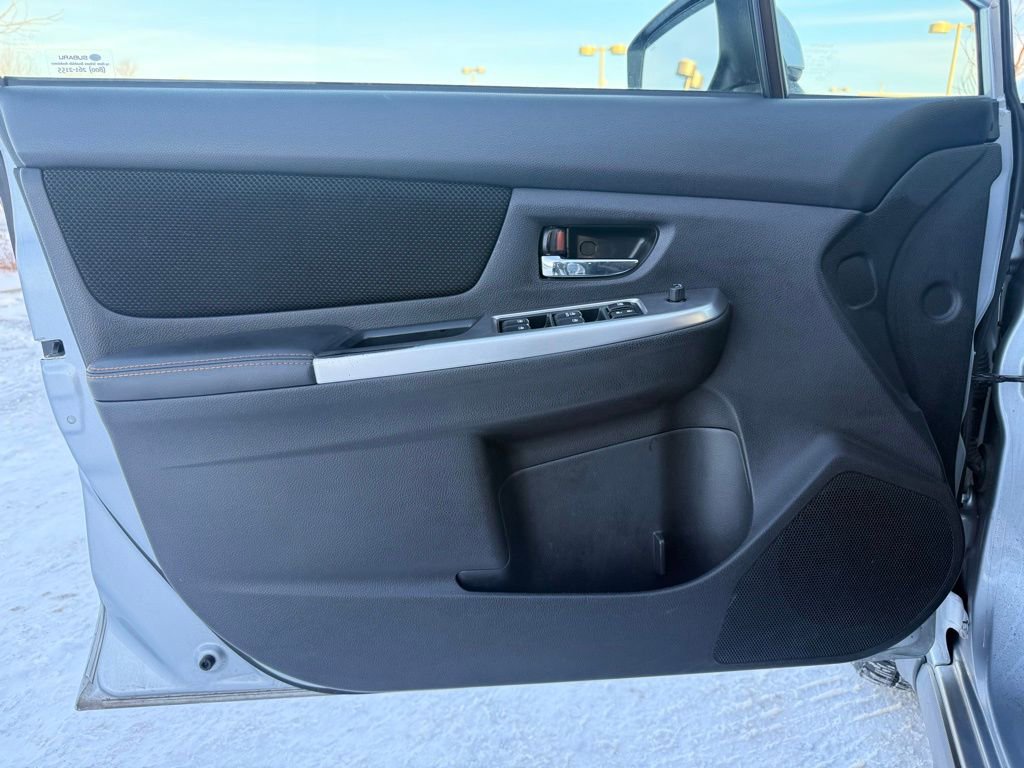 Used 2016 Subaru Crosstrek 2.0i Premium image 10