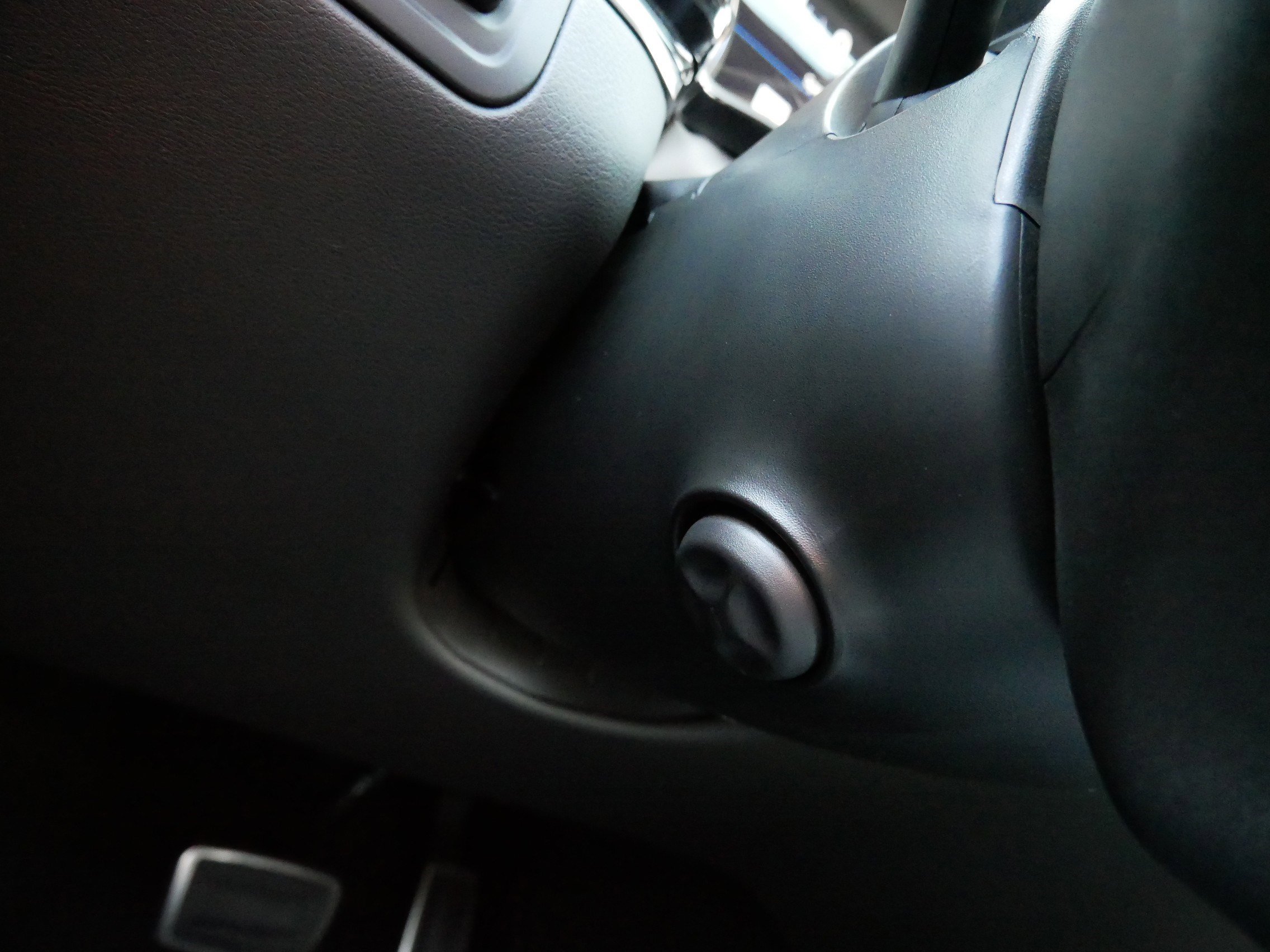 Certified 2024 Cadillac XT6 Sport w/ LPO, Onyx Lite Package image 27