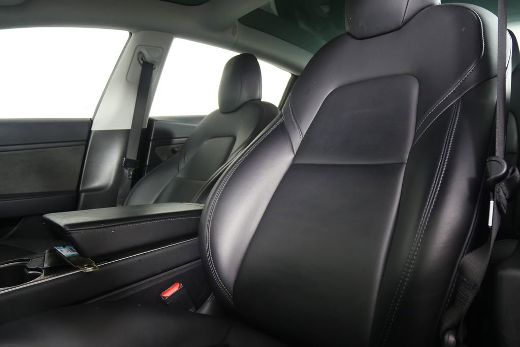 Used 2020 Tesla Model 3 Long Range image 8
