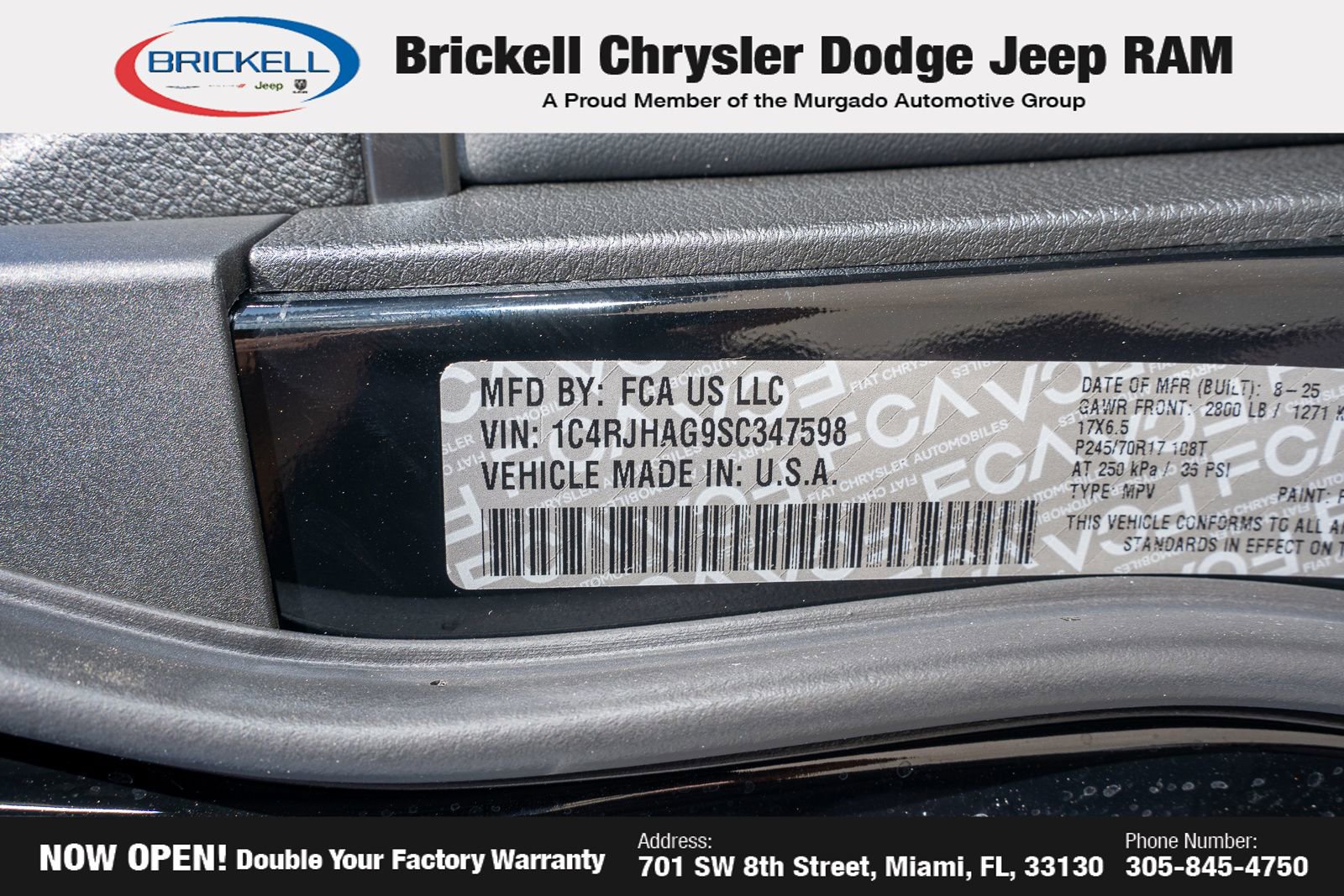 New 2025 Jeep Grand Cherokee Laredo w/ Luxury Tech Group I image 37