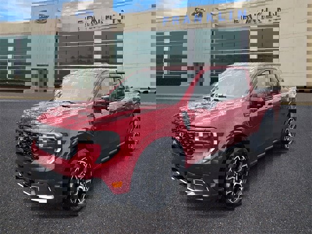 Certified 2025 Ford Maverick Lariat w/ 4K Tow Package image 3