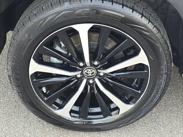 Used 2021 Toyota Highlander XSE image 10