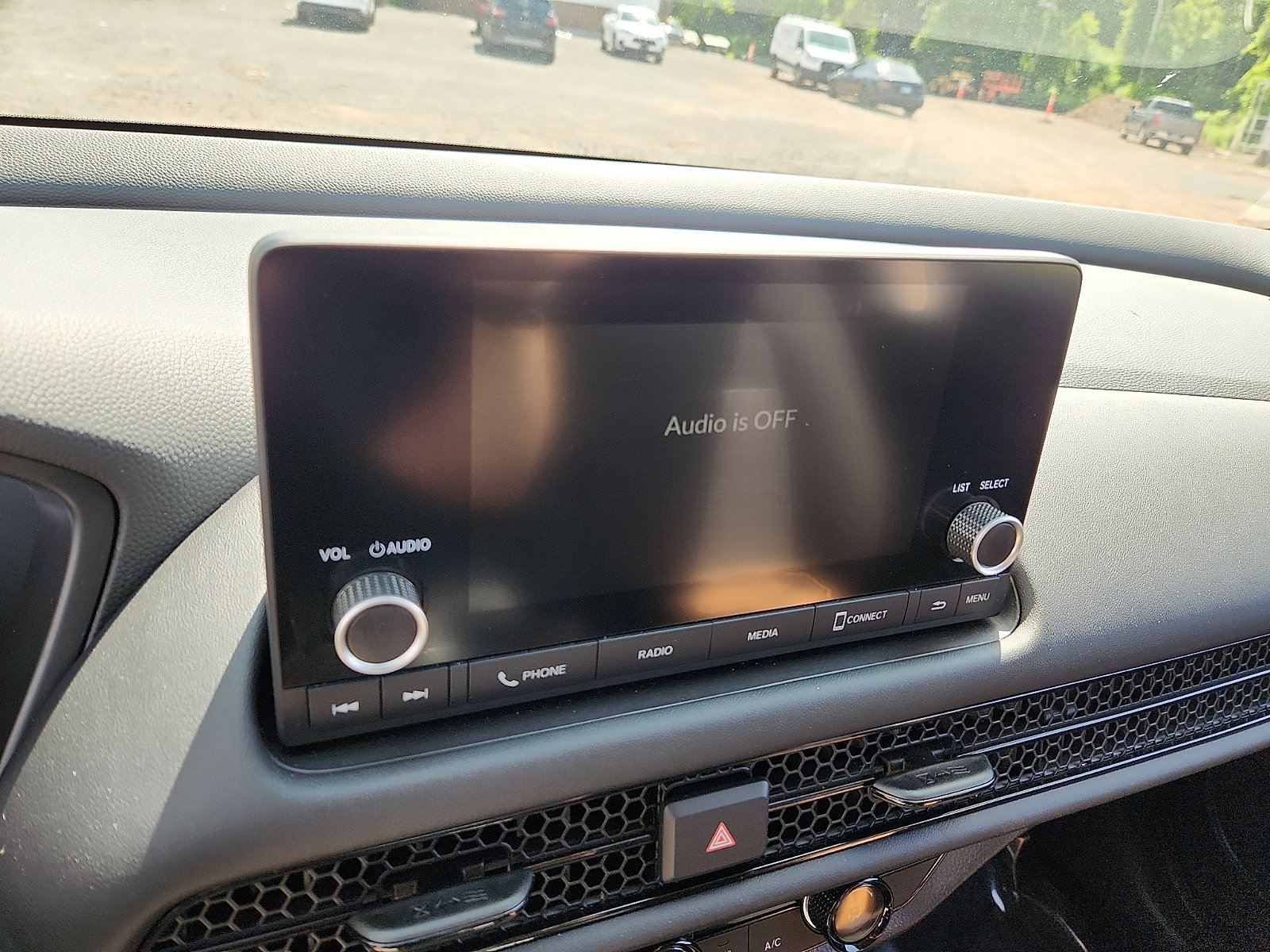 Used 2024 Honda HR-V LX image 17