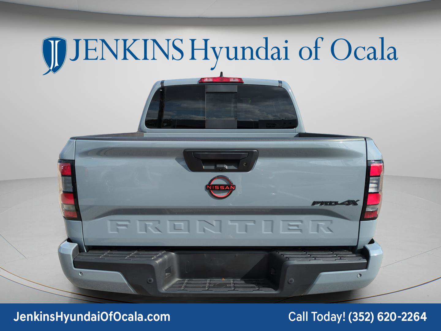 Used 2024 Nissan Frontier PRO-4X w/ Technology Package image 4