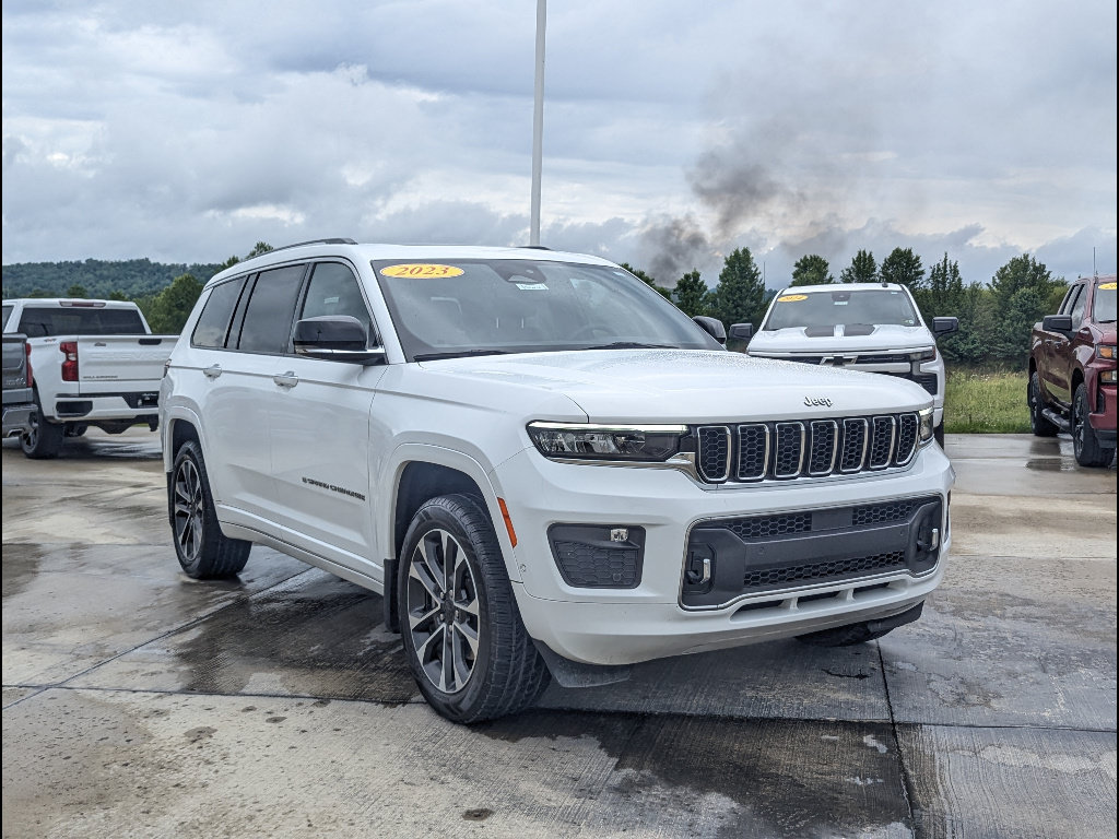 Used 2023 Jeep Grand Cherokee L Overland w/ Rear Seat Video Group I AWD/4WD image 5