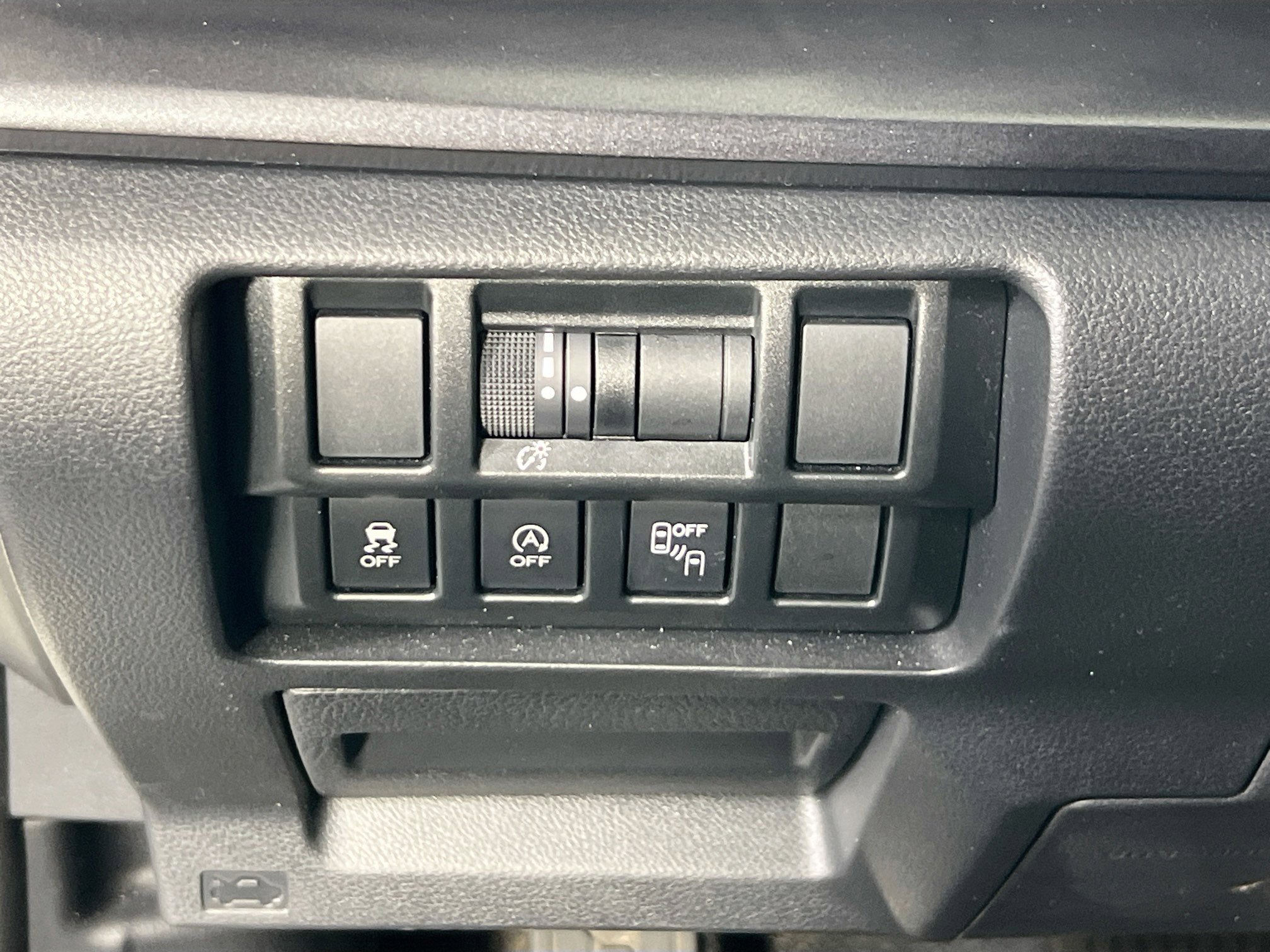 Used 2022 Subaru Crosstrek 2.5i Sport w/ Moonroof Package image 10