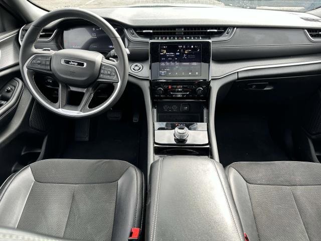 Certified 2023 Jeep Grand Cherokee Altitude image 14