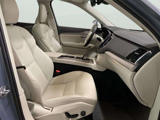 Used 2023 Volvo XC90 T8 Plus w/ Protection Package Premier image 42