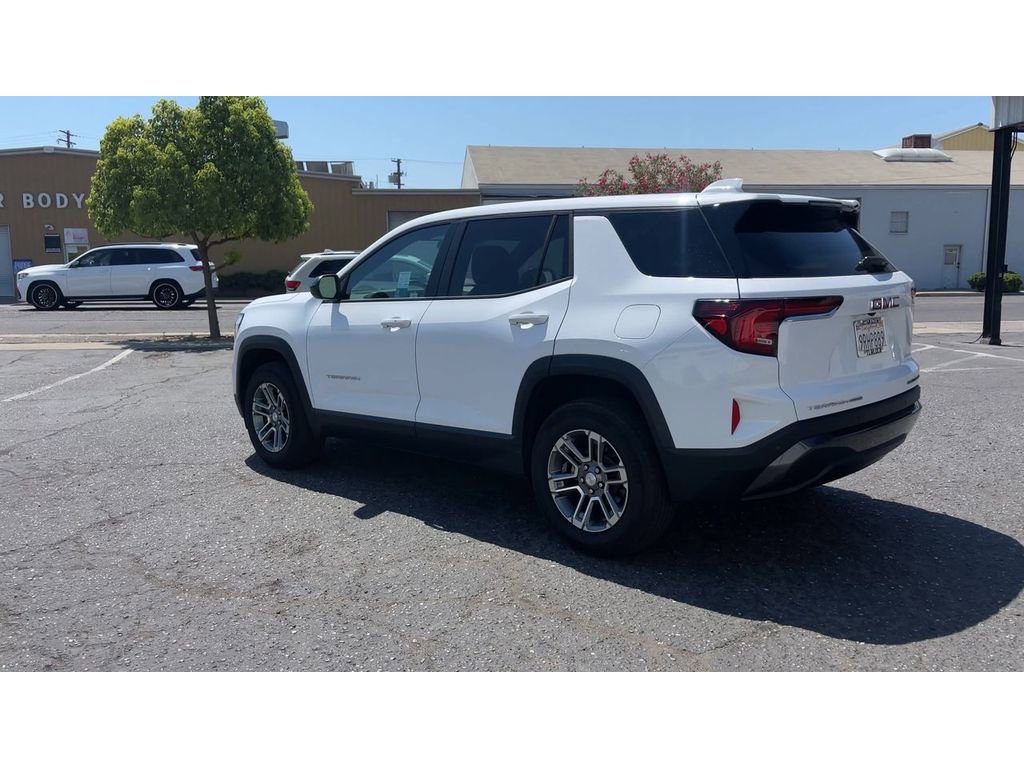 Used 2025 GMC Terrain Elevation image 9