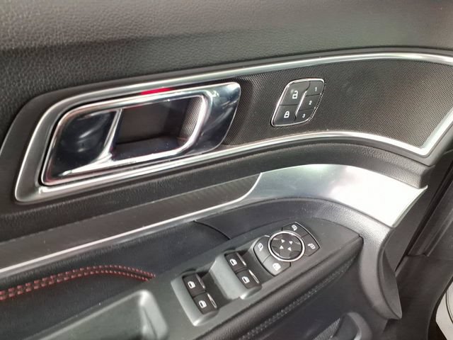 Used 2019 Ford Explorer Sport AWD/4WD image 15