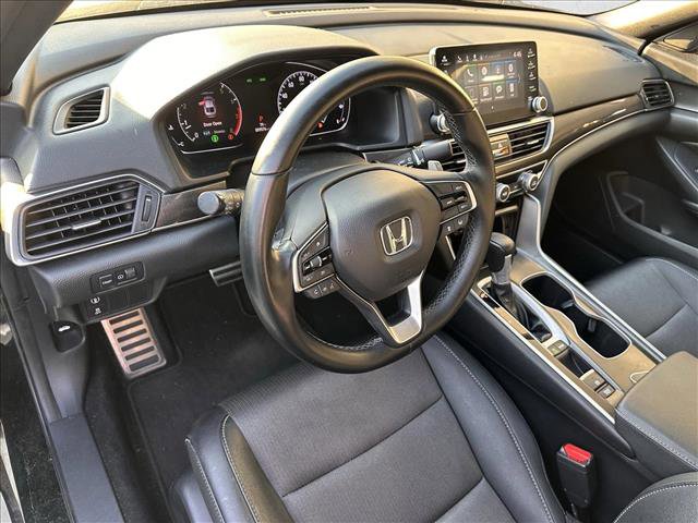 Used 2019 Honda Accord Sport image 2