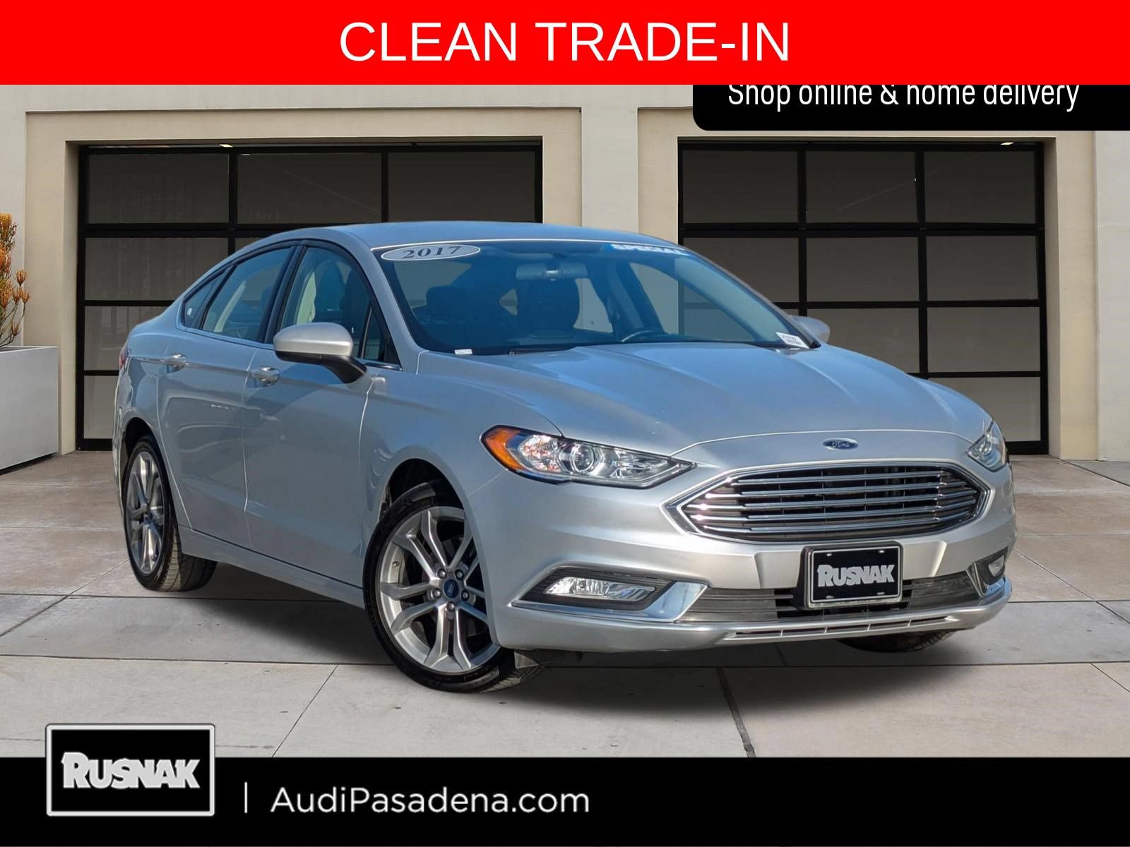 Used 2017 Ford Fusion SE w/ Equipment Group 201A FWD image 1