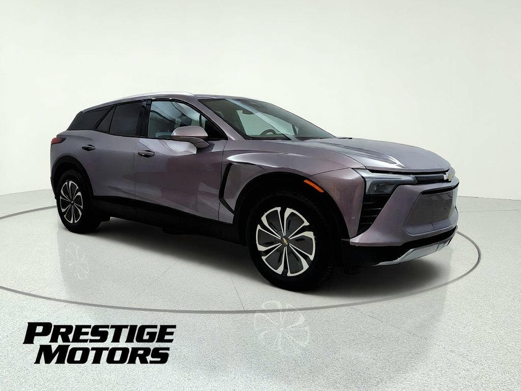 Used 2024 Chevrolet Blazer EV LT AWD/4WD image 10