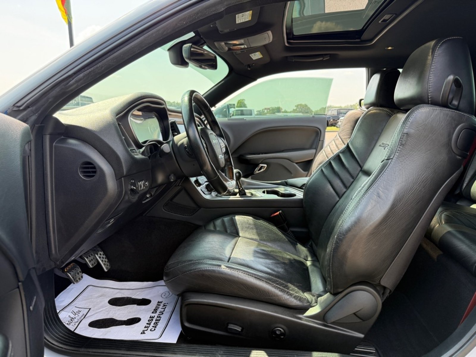 Used 2016 Dodge Challenger SRT Hellcat RWD image 29
