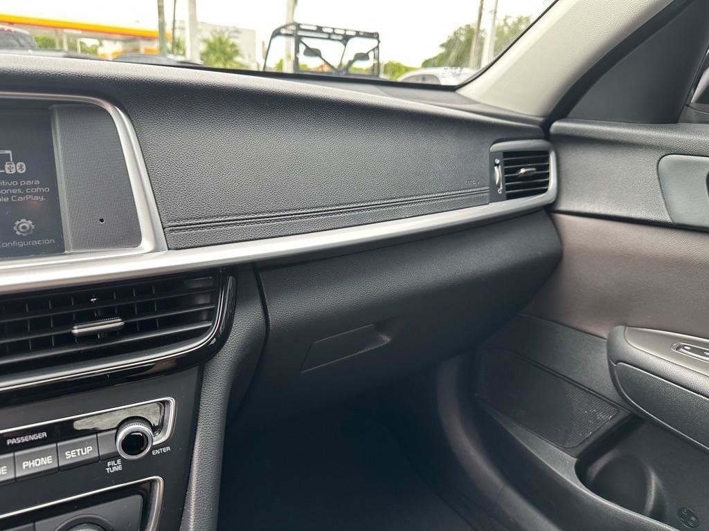 Used 2020 Kia Optima LX FWD image 19