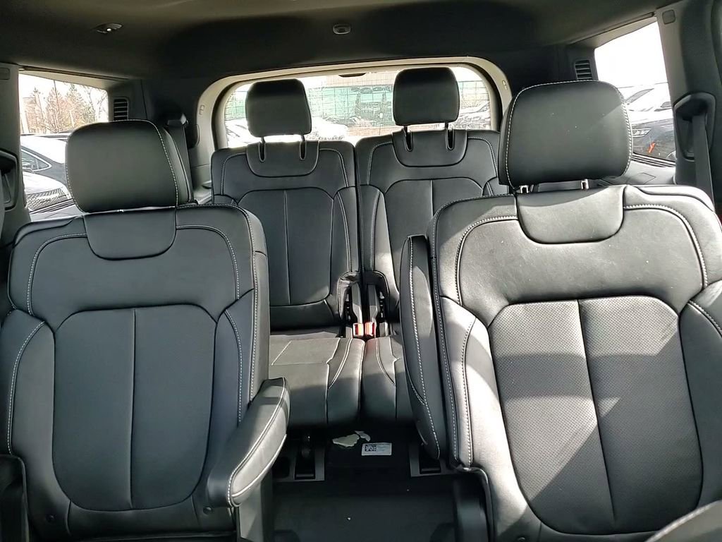 New 2026 Jeep Grand Cherokee L Limited image 32