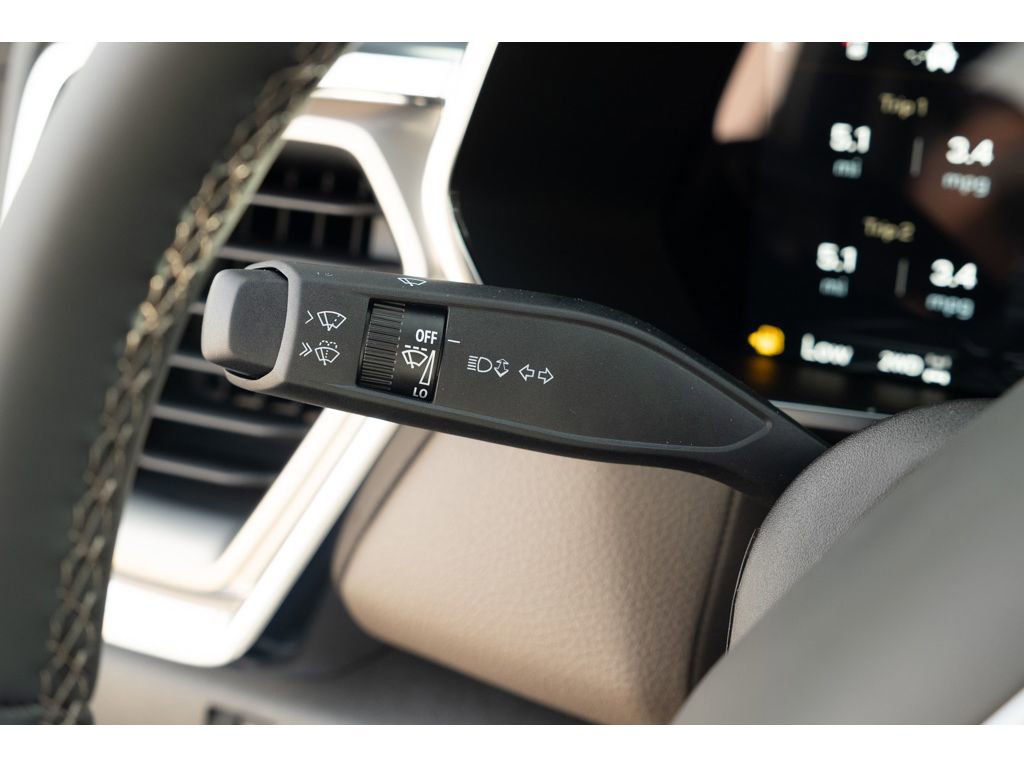 New 2026 GMC Canyon Denali image 21