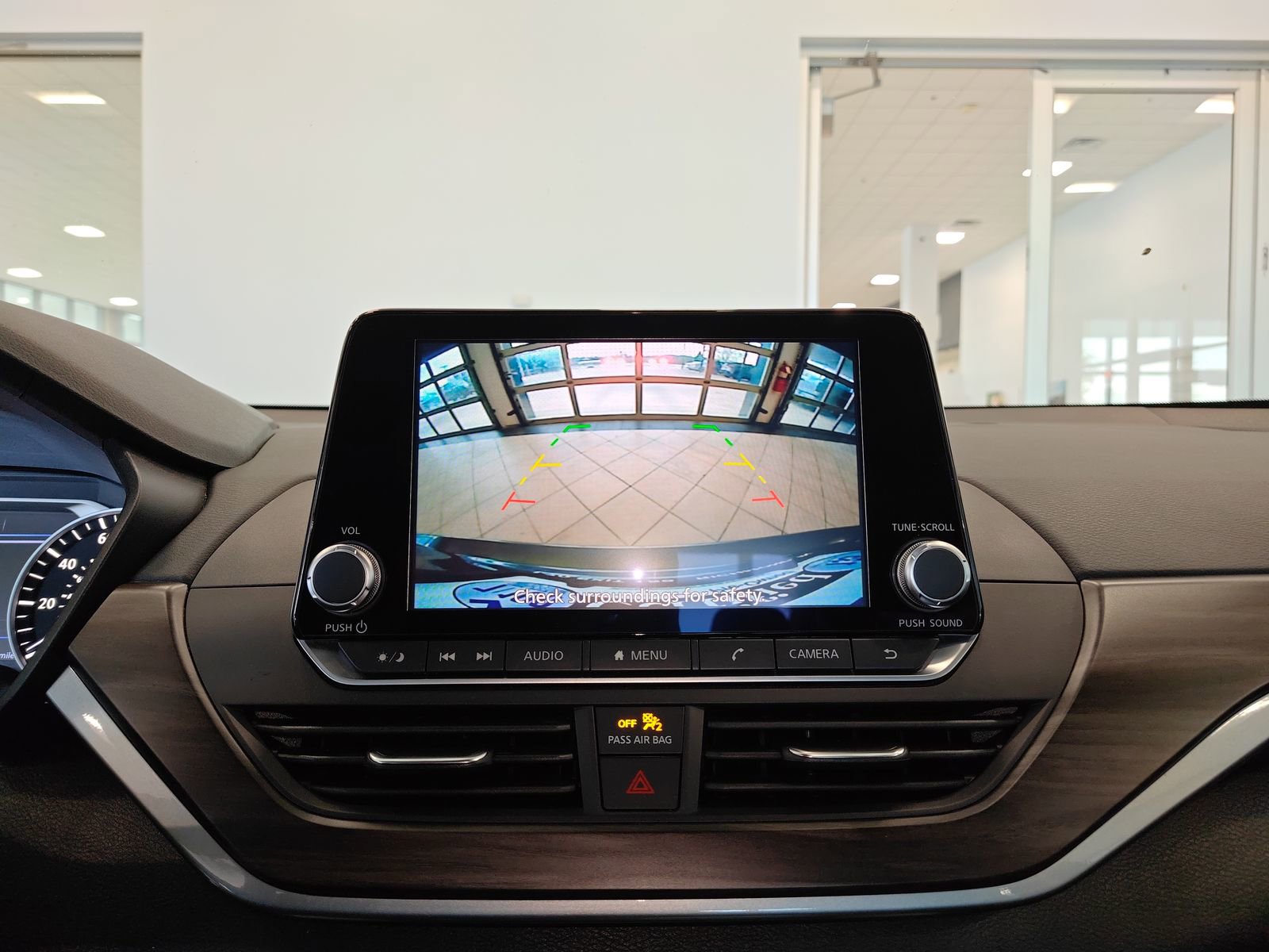 Used 2024 Nissan Altima 2.5 SV image 26