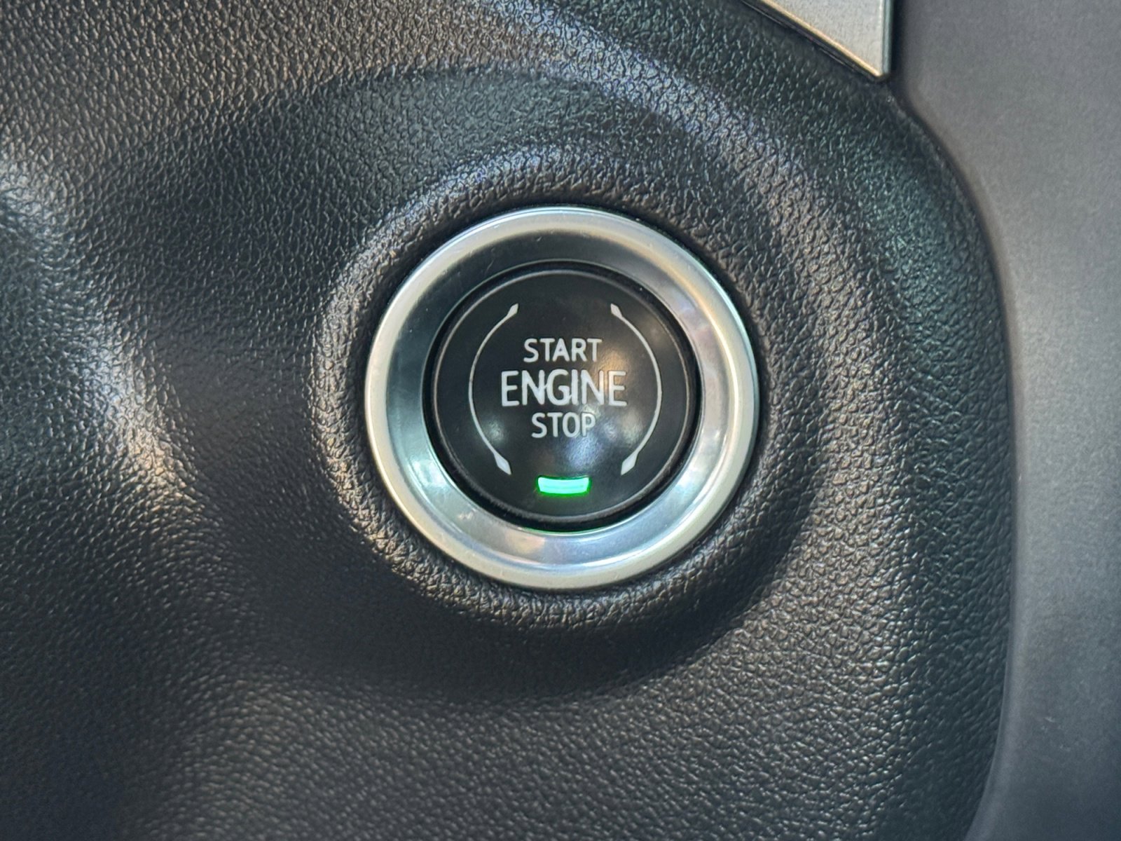 Used 2021 Chevrolet Silverado 1500 LT image 23