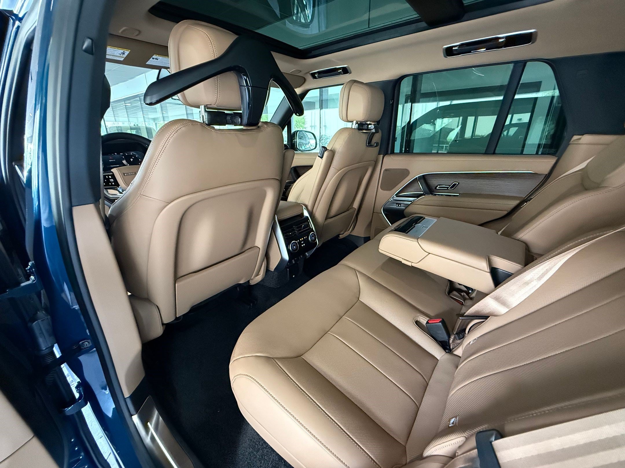 New 2026 Land Rover Range Rover SE AWD/4WD image 22