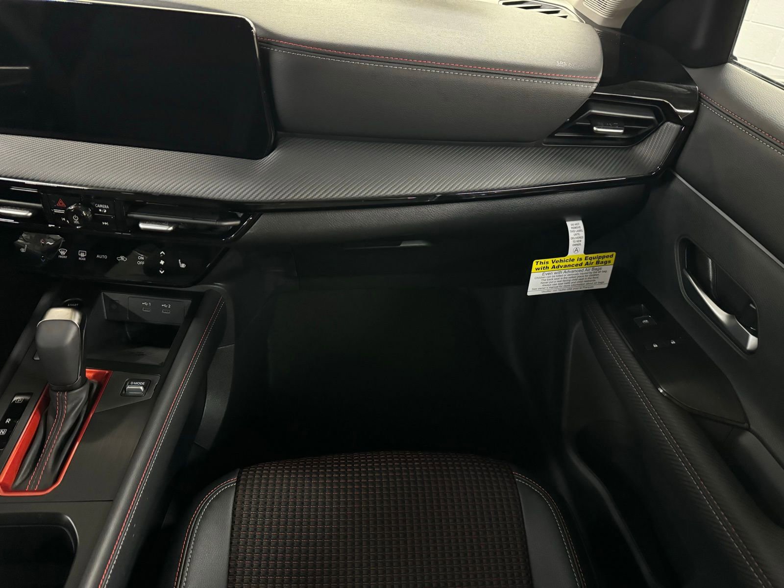 New 2026 Nissan Kicks SR w/ Cold Weather Package image 16