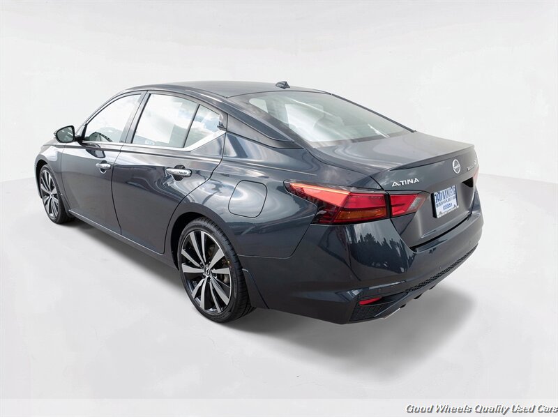 Used 2019 Nissan Altima 2.5 Platinum FWD image 7