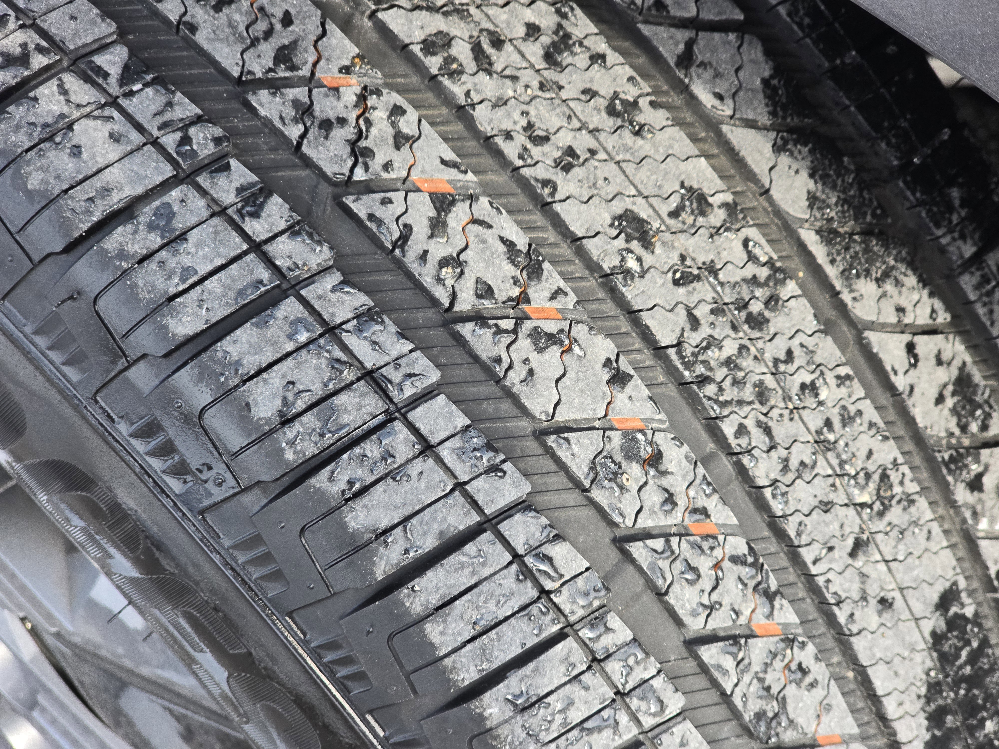 Used 2025 Nissan Murano SL image 4