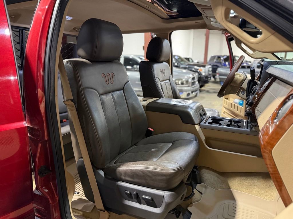 Used 2015 Ford F350 King Ranch w/ FX4 Off-Road Package image 29