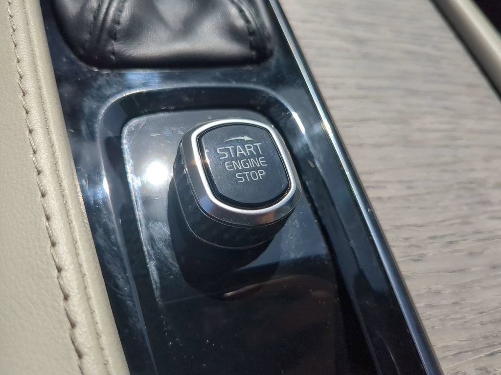 Used 2022 Volvo XC90 T6 Inscription AWD/4WD image 33