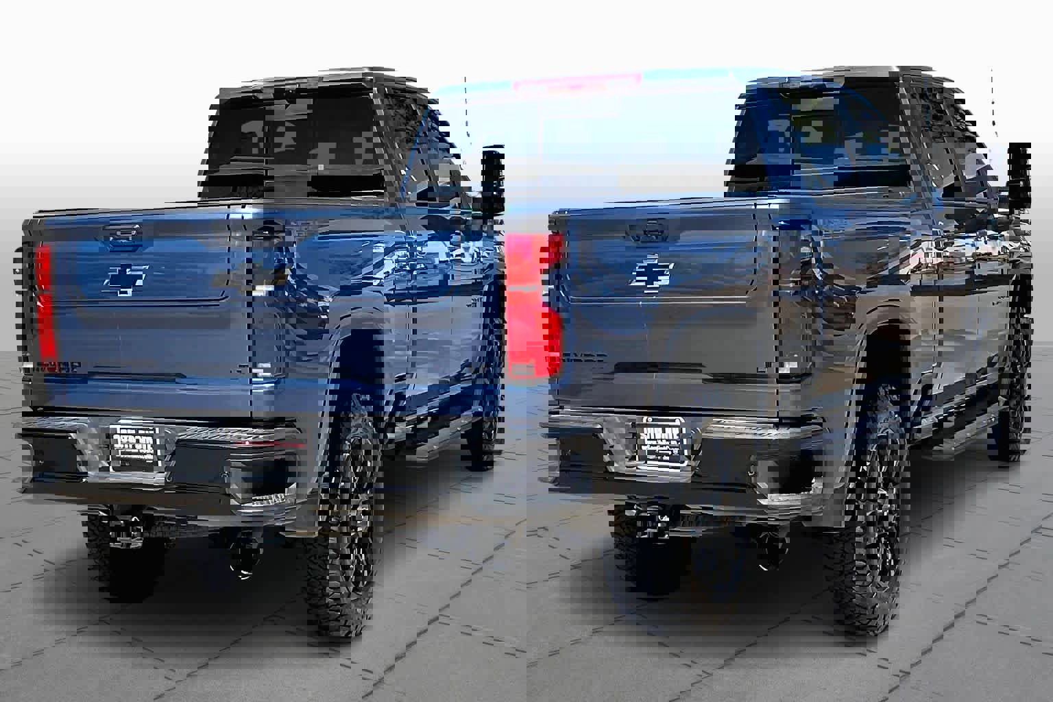 Used 2025 Chevrolet Silverado 2500 LT w/ Trail Boss Package image 13