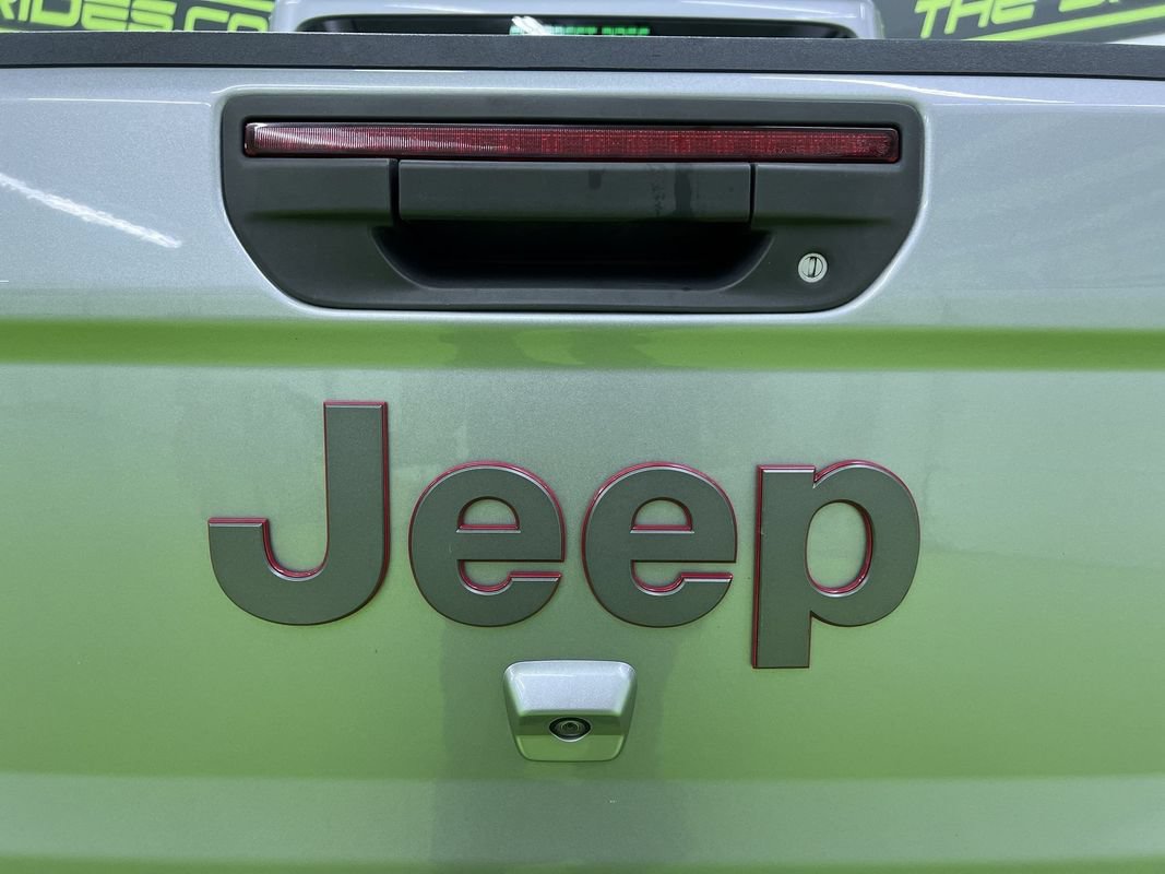 Used 2020 Jeep Gladiator Rubicon w/ Advanced Safety Group AWD/4WD image 12