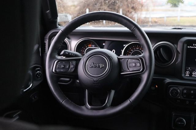 Used 2022 Jeep Wrangler Unlimited Sport image 23