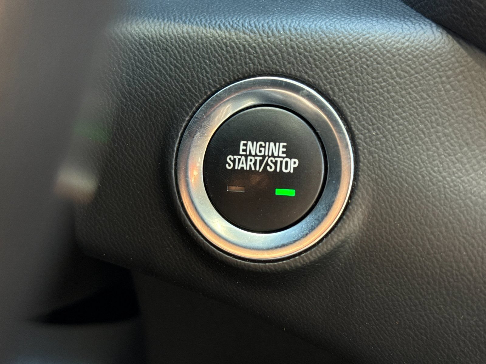 Used 2022 GMC Terrain SLT FWD image 21