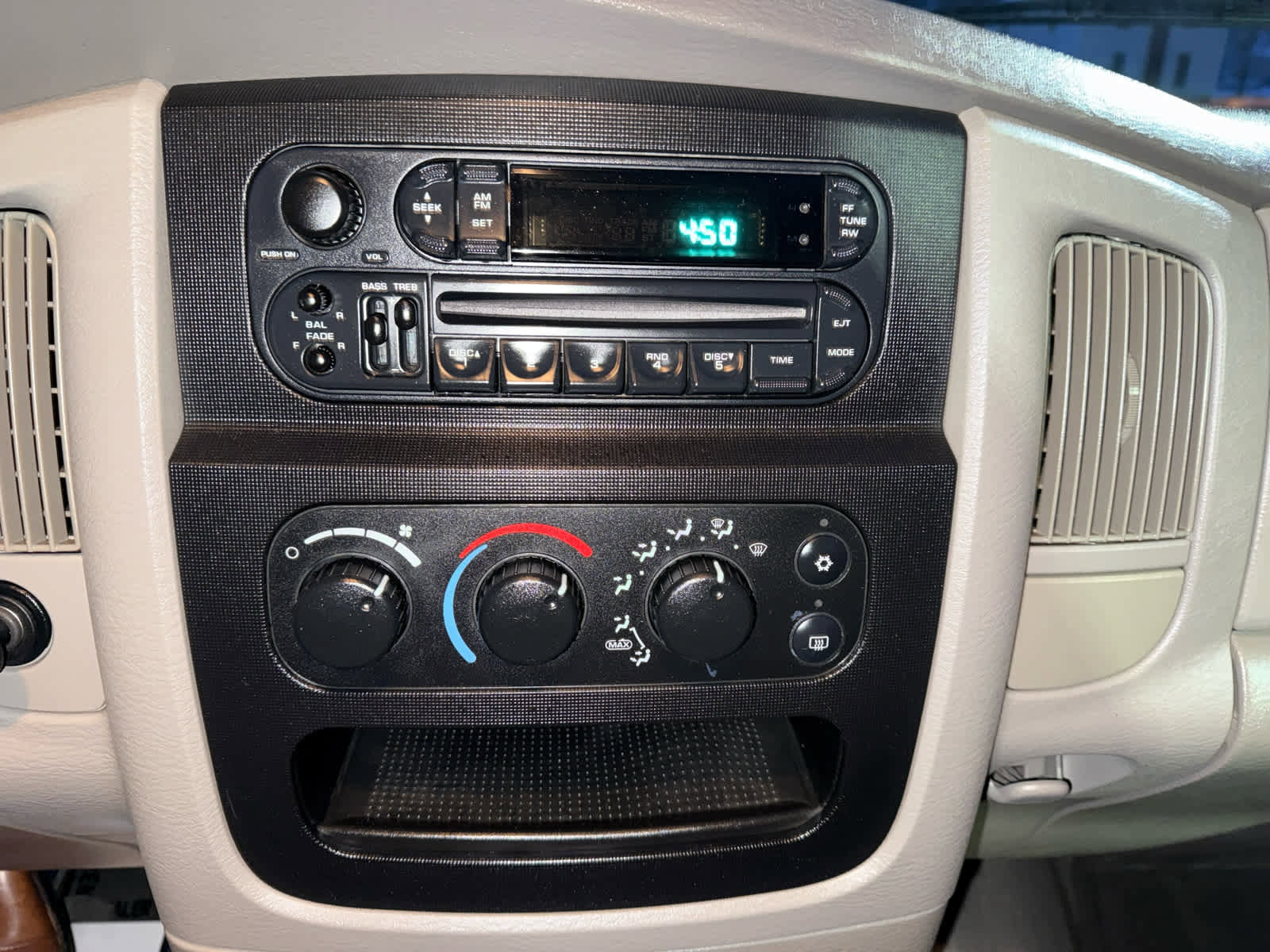 Used 2003 Dodge Ram 2500 Truck SLT image 19