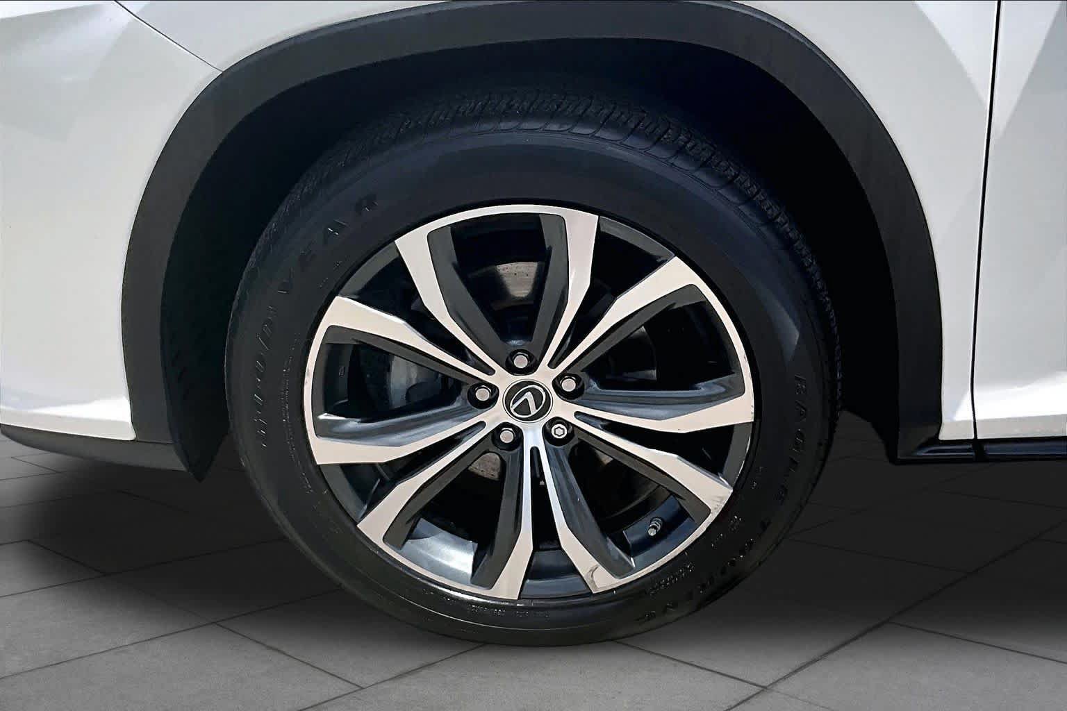 Used 2018 Lexus RX 350 FWD w/ Premium Package image 11