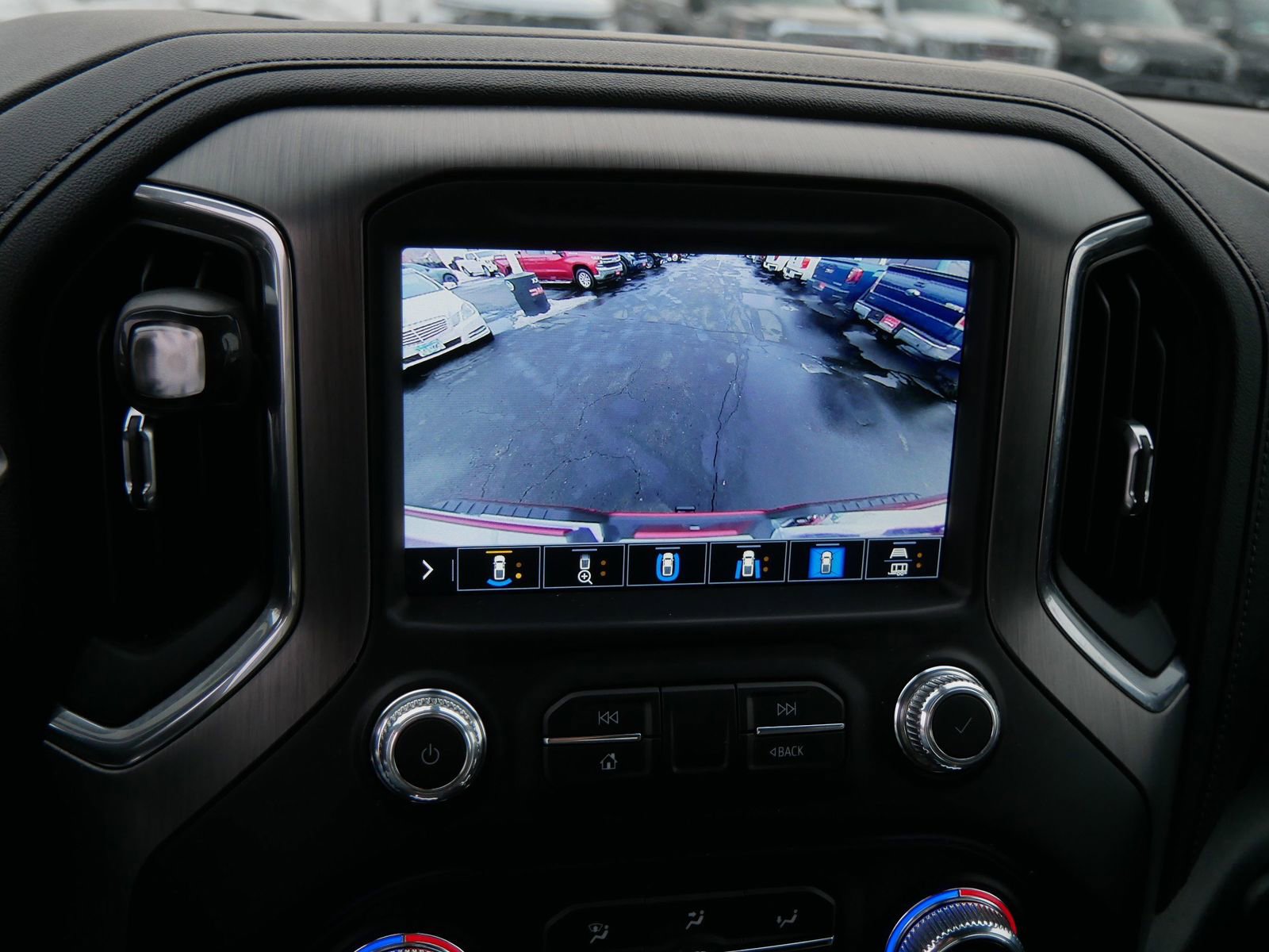 Used 2022 GMC Sierra 3500 Denali image 23