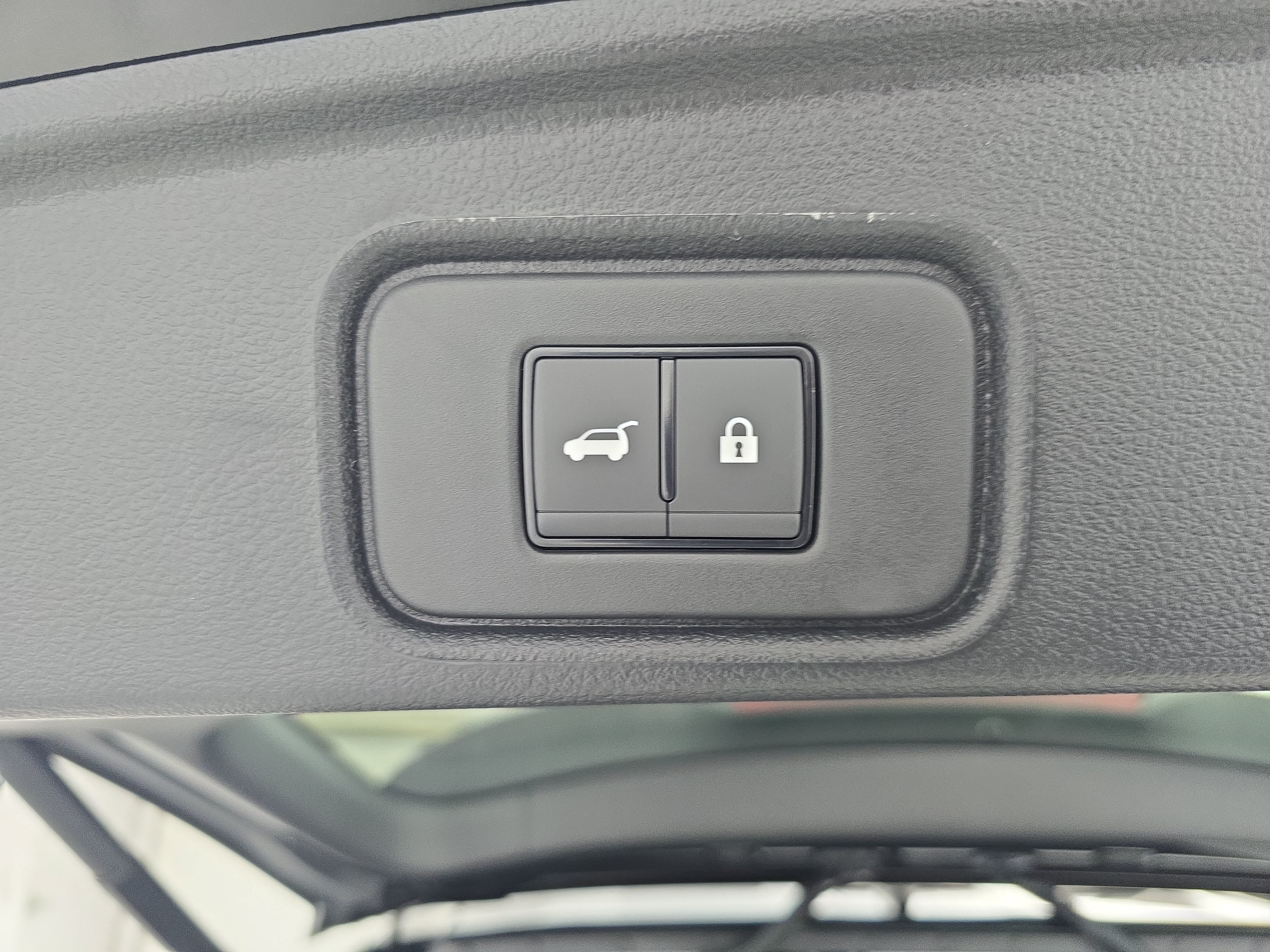 New 2026 Nissan Pathfinder SL FWD image 14