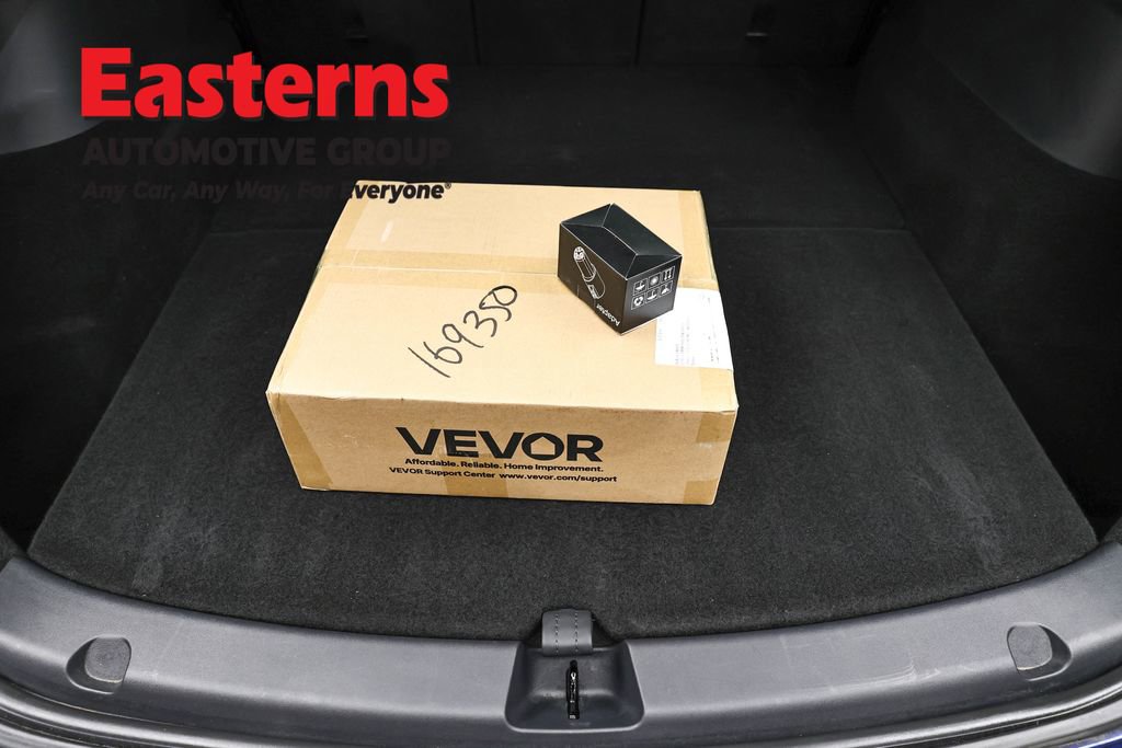 Used 2020 Tesla Model Y Long Range image 9